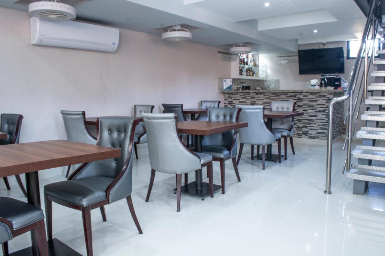 Malecon Premium Rooms & Hotel Saint-Domingue Extérieur photo